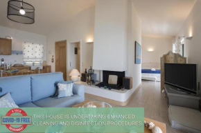 Lavender House (Glyfada beach), Glyfada